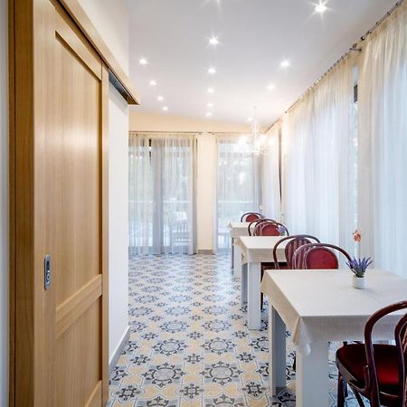 Kiss-Henezi Guest House Keszthely Eksteriør bilde