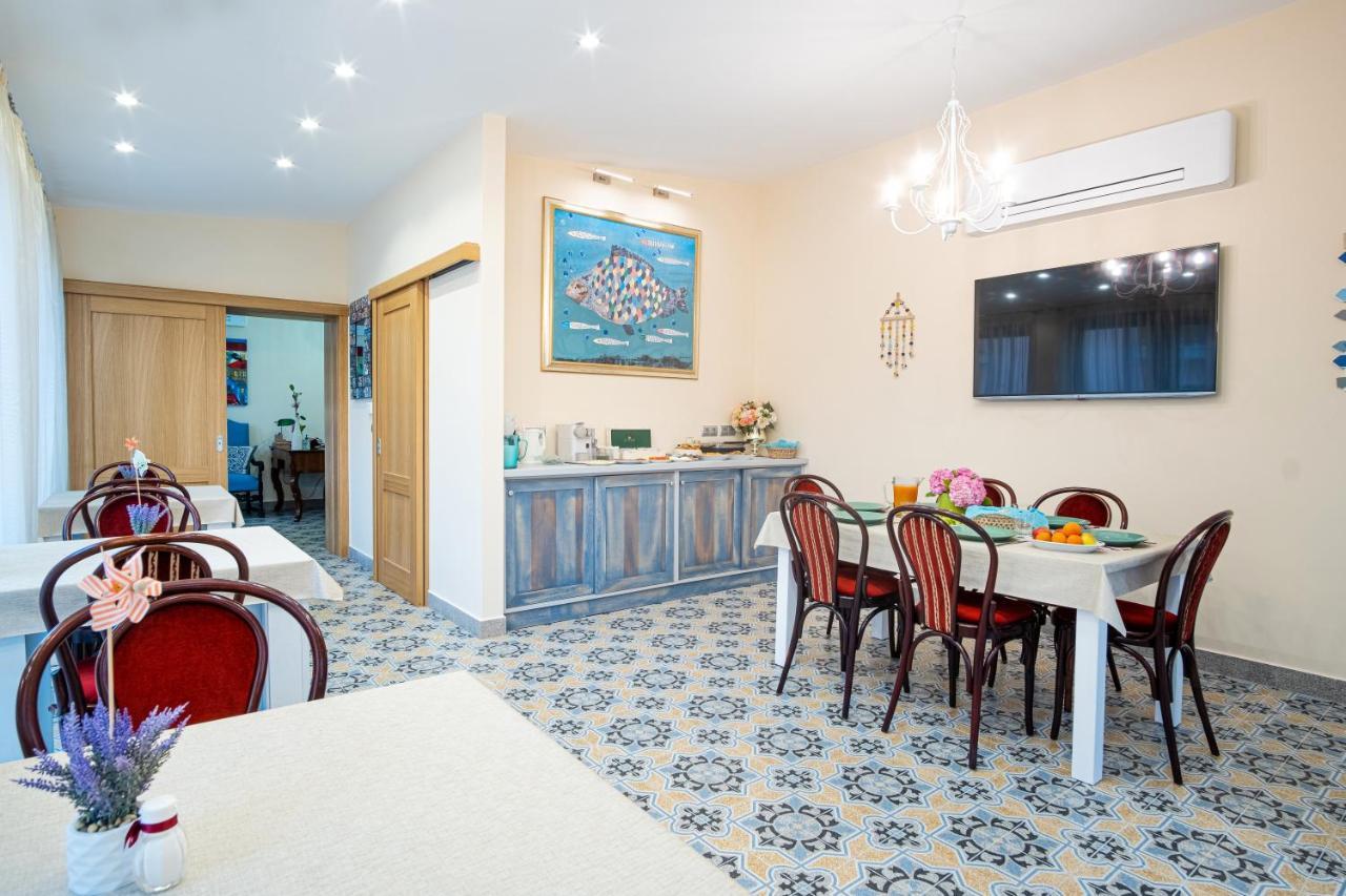 Kiss-Henezi Guest House Keszthely Eksteriør bilde