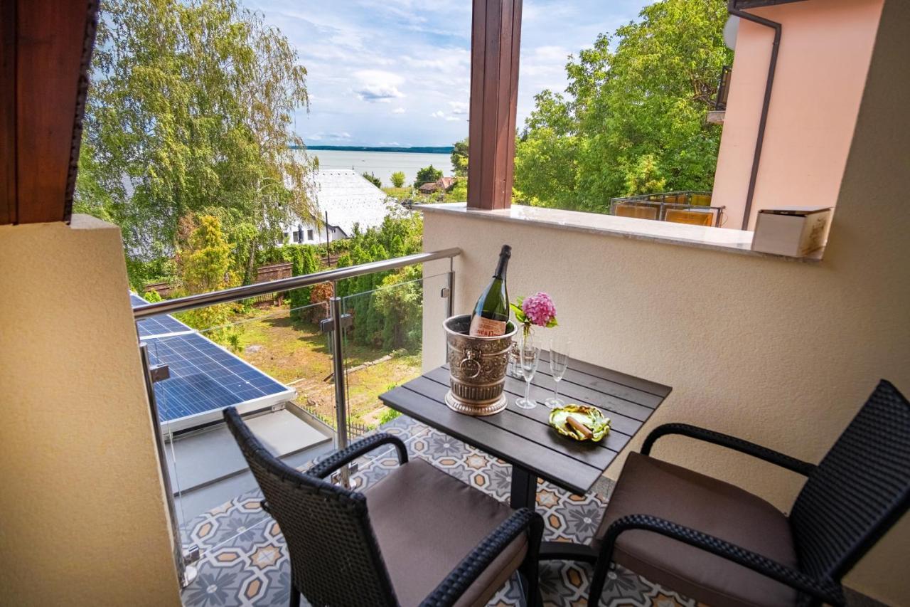 Kiss-Henezi Guest House Keszthely Eksteriør bilde