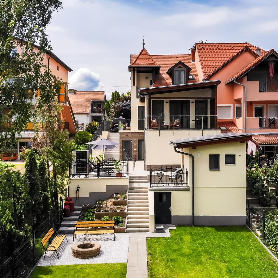 Kiss-Henezi Guest House Keszthely Eksteriør bilde